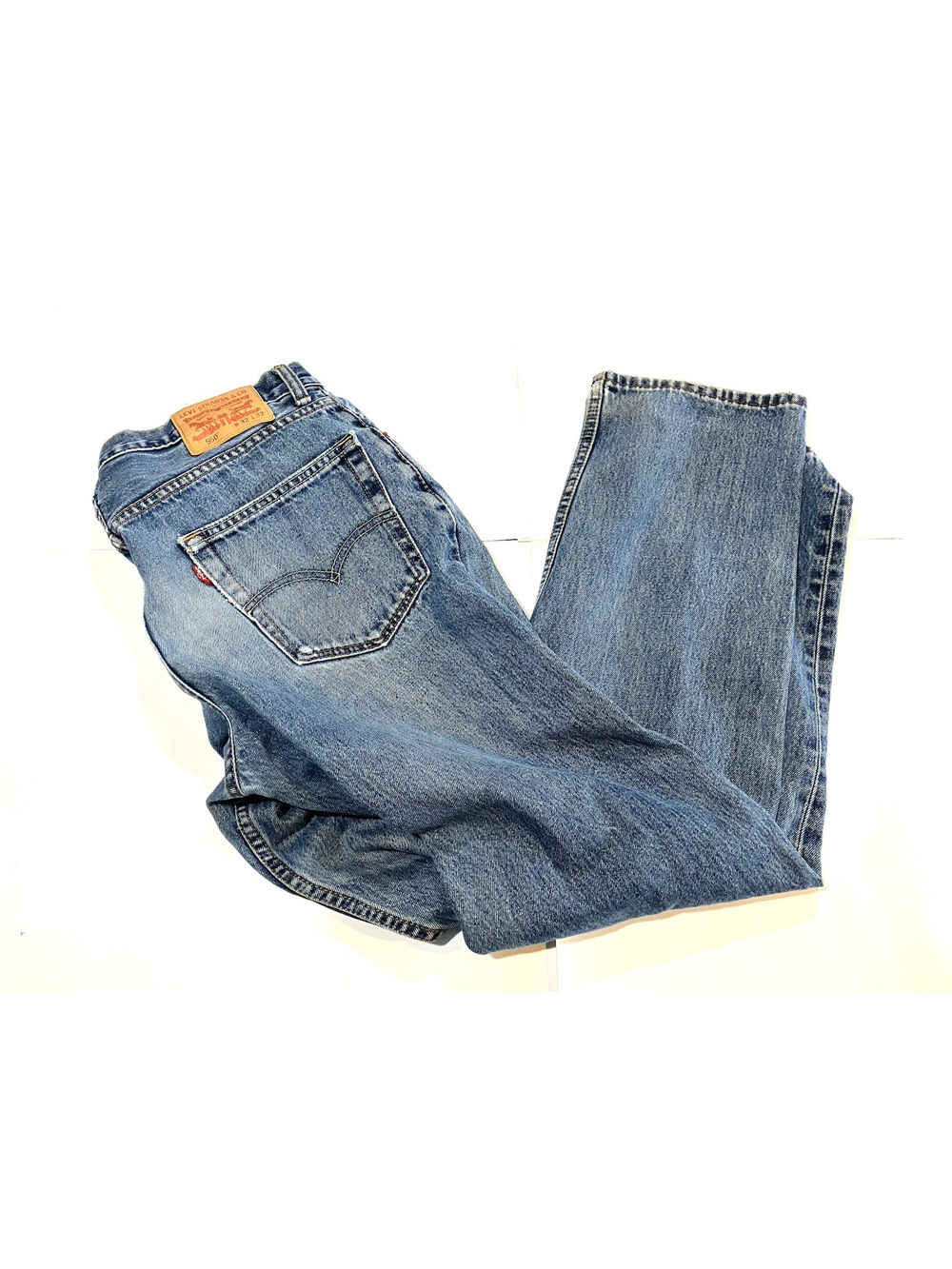 Levis 550 Jeans Mens 32x32 (Fits 30x30) Blue Straight Fit Light Wash Cotton